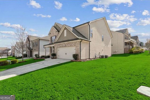 87 Round Pond Drive, Lilburn, GA 30047