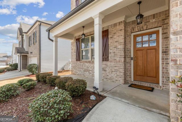 87 Round Pond Drive, Lilburn, GA 30047