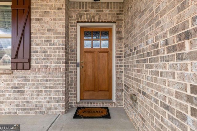 87 Round Pond Drive, Lilburn, GA 30047