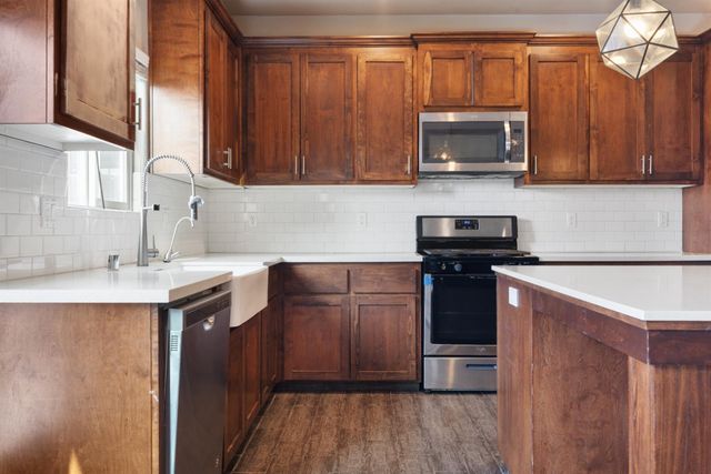 547 Granada Ct, Merced, CA 95341