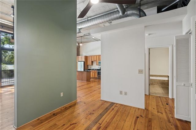 6105 Blue Stone Road 101, Sandy Springs, GA 30328