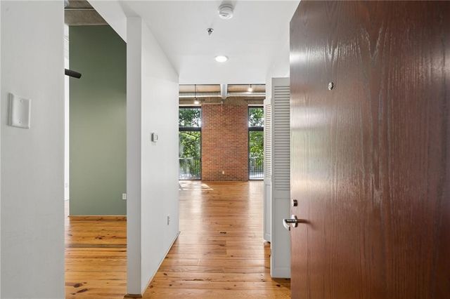 6105 Blue Stone Road 101, Sandy Springs, GA 30328