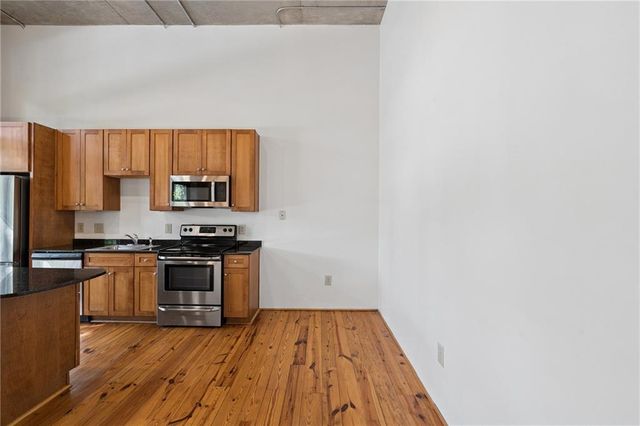6105 Blue Stone Road 101, Sandy Springs, GA 30328