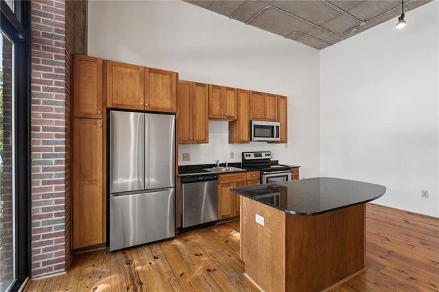 6105 Blue Stone Road 101, Sandy Springs, GA 30328