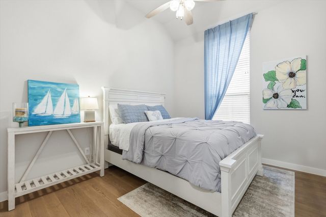 812 Hawks Way, Argyle, TX 76226