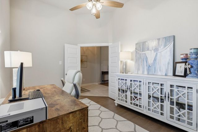 812 Hawks Way, Argyle, TX 76226