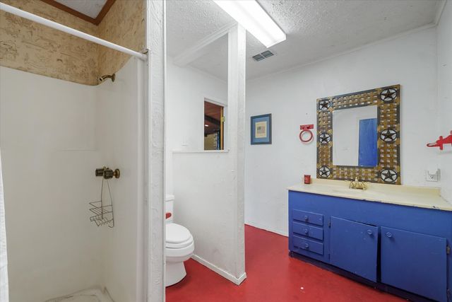 599 S Oak Street, Van, TX 75790