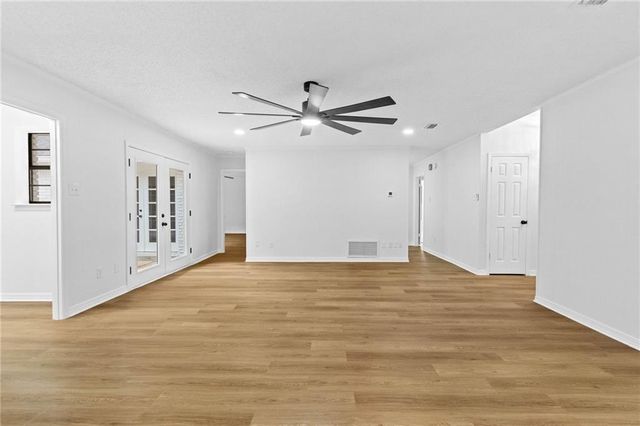 6009 Laurel Wood Court, Mobile, AL 36609