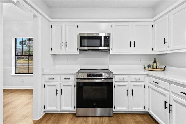 6009 Laurel Wood Court, Mobile, AL 36609