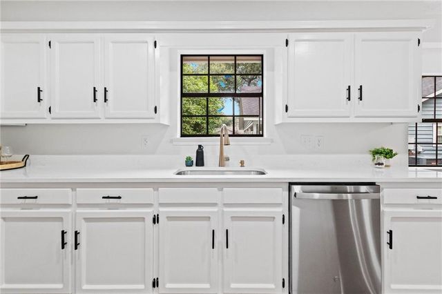 6009 Laurel Wood Court, Mobile, AL 36609