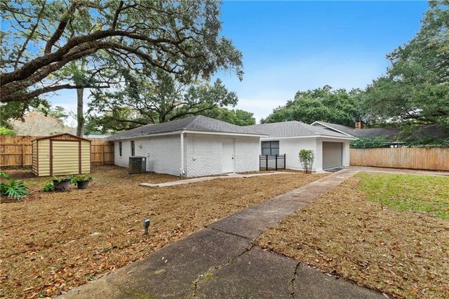 6009 Laurel Wood Court, Mobile, AL 36609