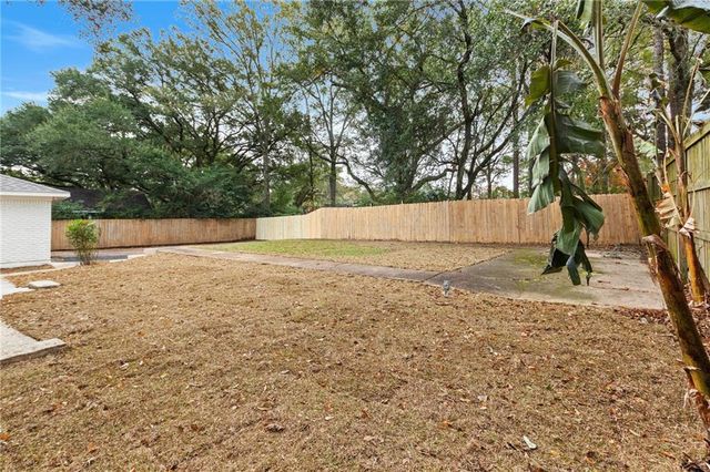 6009 Laurel Wood Court, Mobile, AL 36609