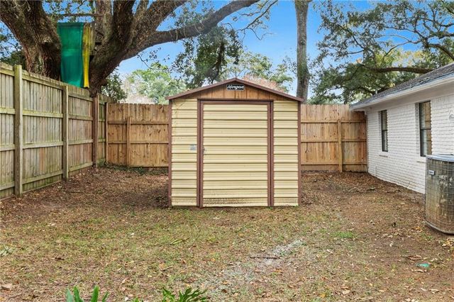 6009 Laurel Wood Court, Mobile, AL 36609