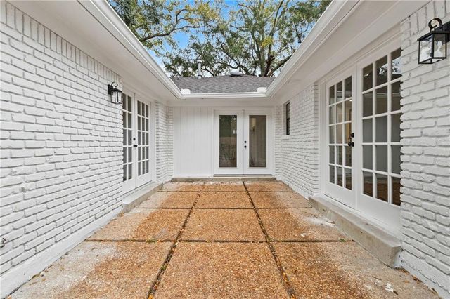 6009 Laurel Wood Court, Mobile, AL 36609