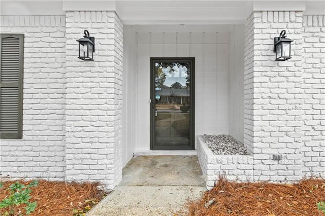 6009 Laurel Wood Court, Mobile, AL 36609