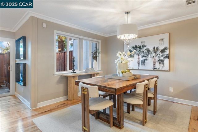 206 Buena Vida Ct, Martinez, CA 94553