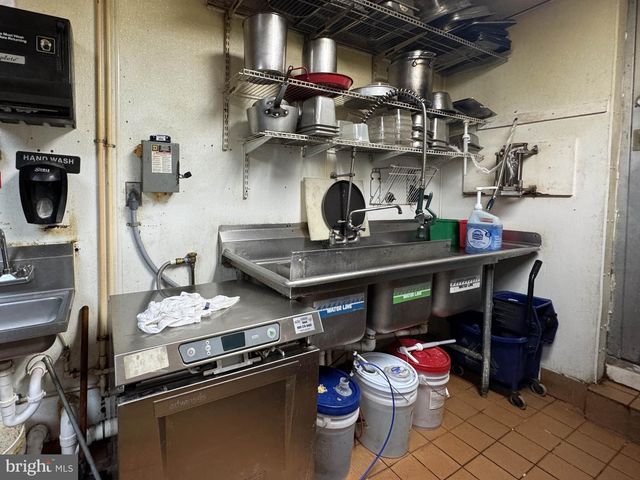1609 SULGRAVE AVE, Baltimore, MD 21209