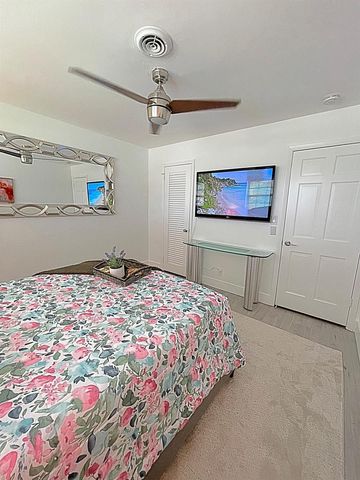 2077 Carambola Road, West Palm Beach, FL 33406