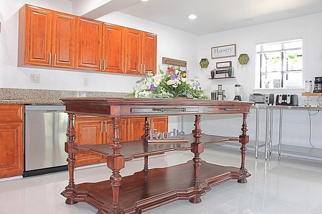 2077 Carambola Road, West Palm Beach, FL 33406