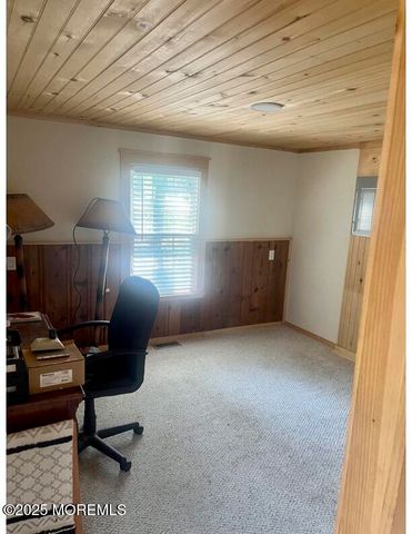 14 Tuyahov Boulevard, Toms River, NJ 08755