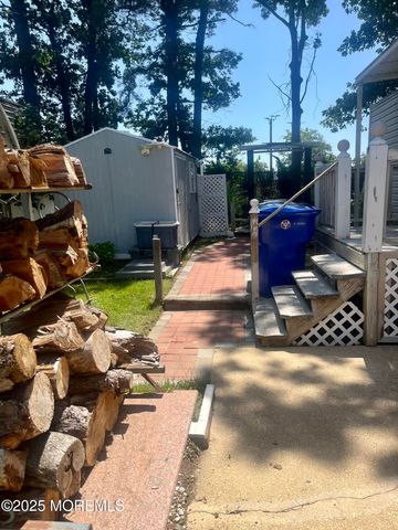 14 Tuyahov Boulevard, Toms River, NJ 08755