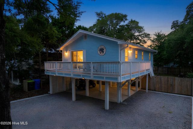 135 NW 3rd Street, Oak Island, NC 28465