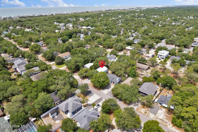 135 NW 3rd Street, Oak Island, NC 28465