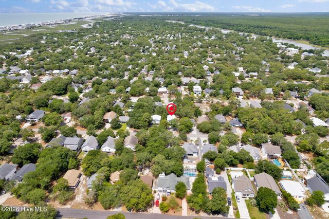 135 NW 3rd Street, Oak Island, NC 28465