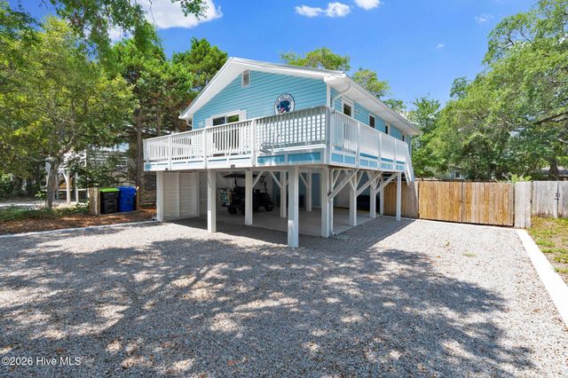 135 NW 3rd Street, Oak Island, NC 28465