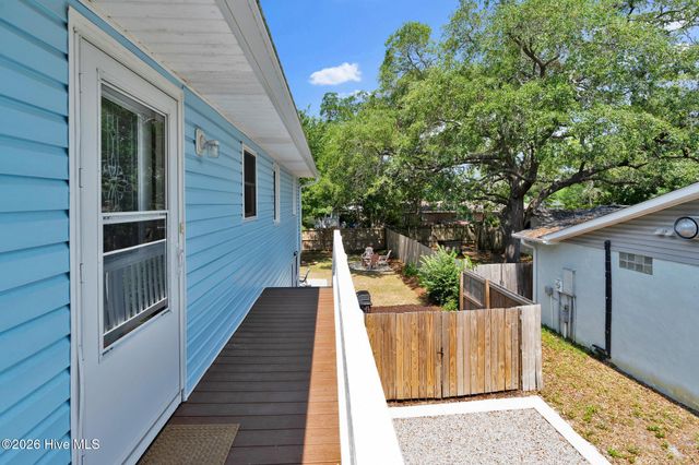 135 NW 3rd Street, Oak Island, NC 28465