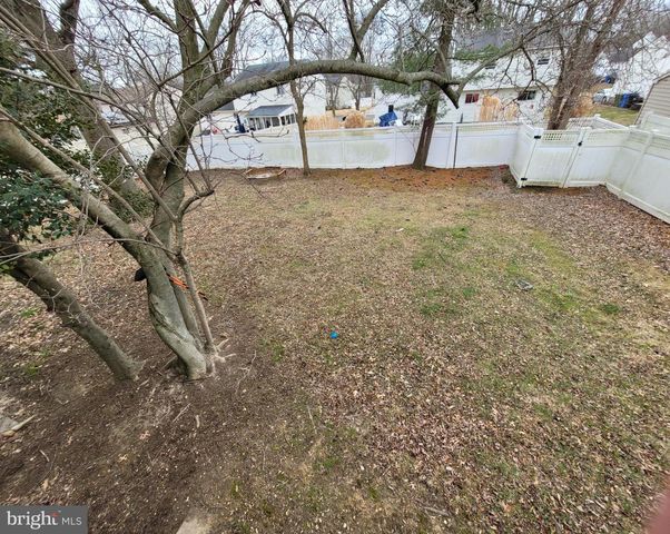 116 CHAPEL AVE E, Cherry Hill, NJ 08034