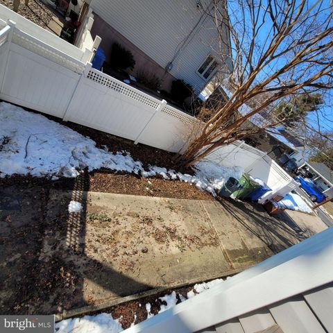 116 CHAPEL AVE E, Cherry Hill, NJ 08034