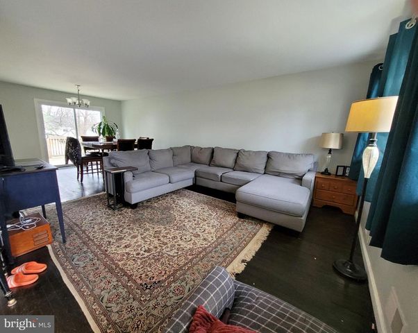 116 CHAPEL AVE E, Cherry Hill, NJ 08034