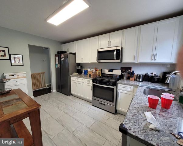 116 CHAPEL AVE E, Cherry Hill, NJ 08034