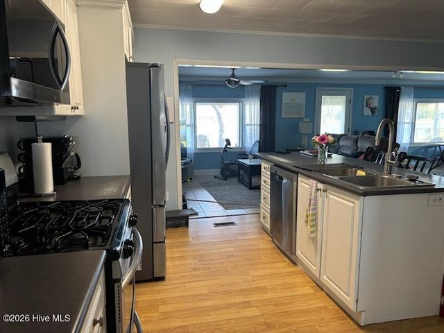 258 Shell Rock Landing Road, Hubert, NC 28539