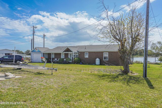 258 Shell Rock Landing Road, Hubert, NC 28539