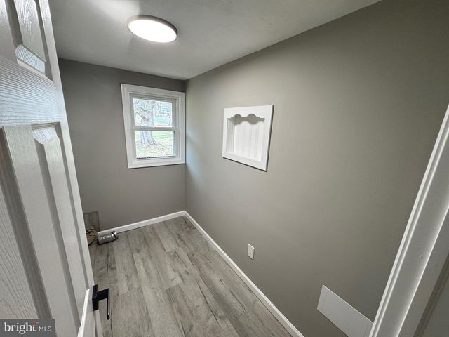 1325 CONEWAGO AVE, Manchester, PA 17345