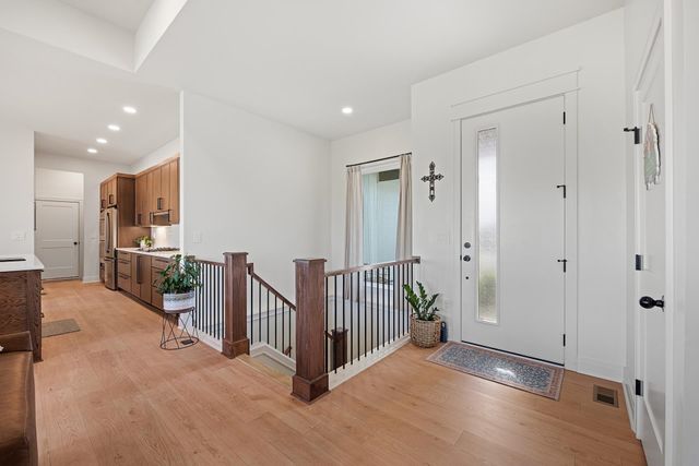 3148 N Pine Grove Cir, Wichita, KS 67205