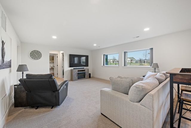 3148 N Pine Grove Cir, Wichita, KS 67205