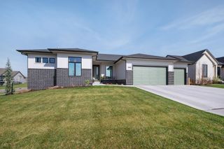 3148 N Pine Grove Cir, Wichita, KS 67205