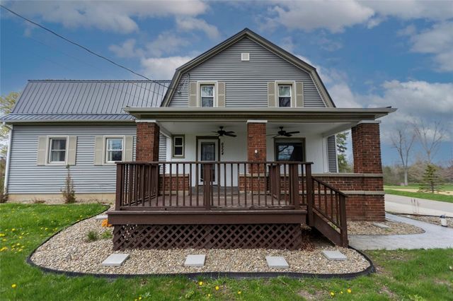 6224 Versailles Rd, Hamburg, NY 14085
