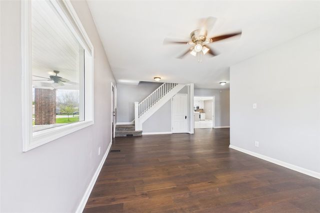 6224 Versailles Rd, Hamburg, NY 14085
