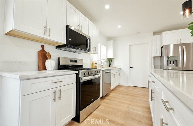 1960 W 67th, Los Angeles, CA 90047