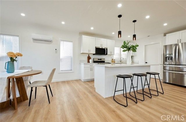 1960 W 67th, Los Angeles, CA 90047