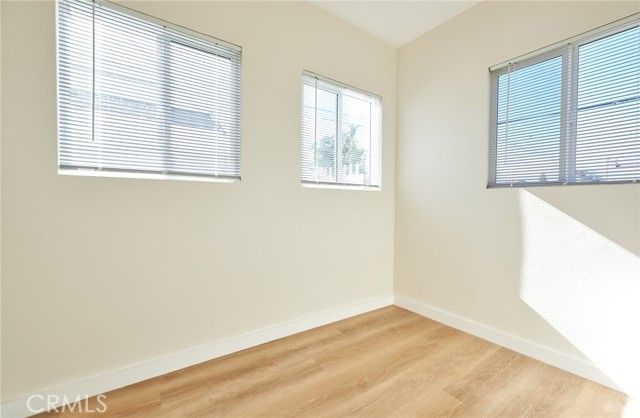 1960 W 67th, Los Angeles, CA 90047