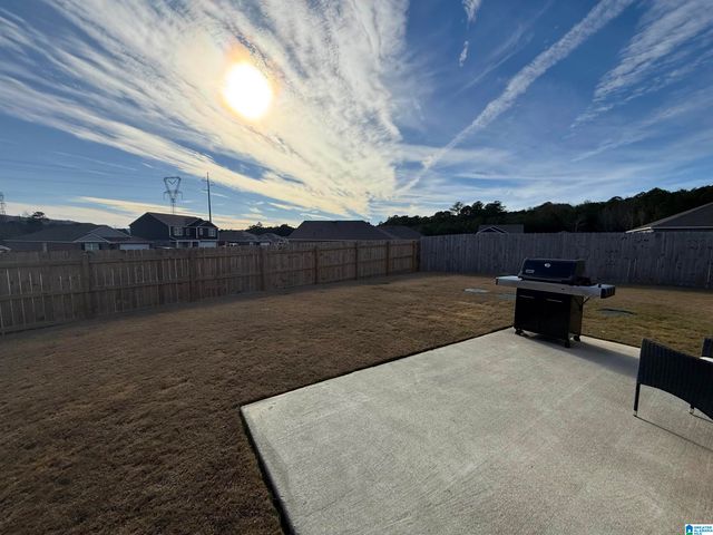 6986 SOUTHERN TRACE LOOP, Leeds, AL 35094