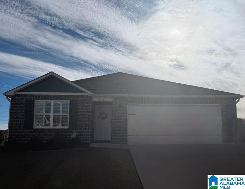 6986 SOUTHERN TRACE LOOP, Leeds, AL 35094