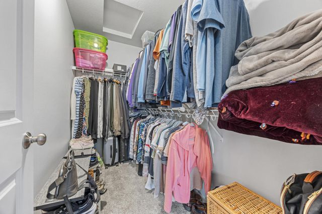 2520 37th Avenue S, Moorhead, MN 56560