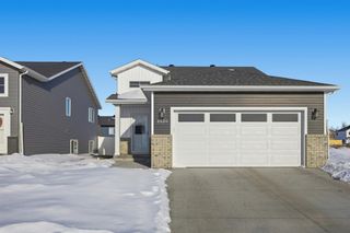 2520 37th Avenue S, Moorhead, MN 56560
