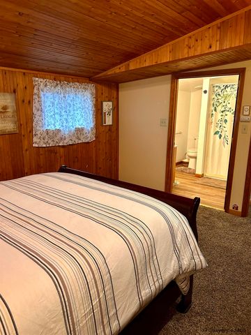 1414 SANDERS, Laramie, WY 82070